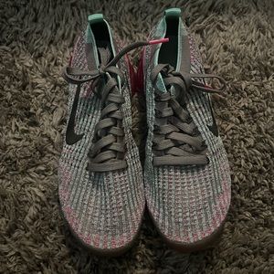 Cute women’s Nike Vapormax